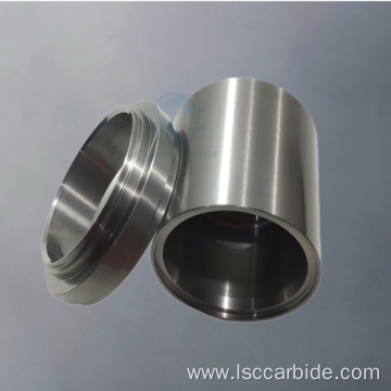 Carbide crucibles with high corrosion resistant